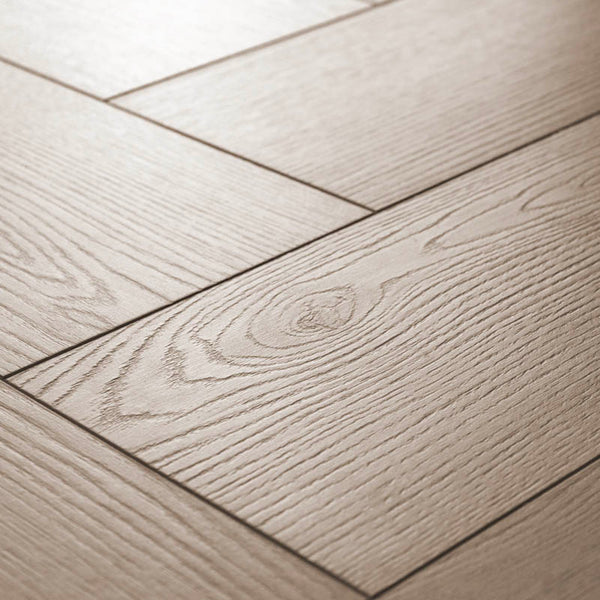 Ламиниран паркет Herringbone 0272 8mm AC5/35